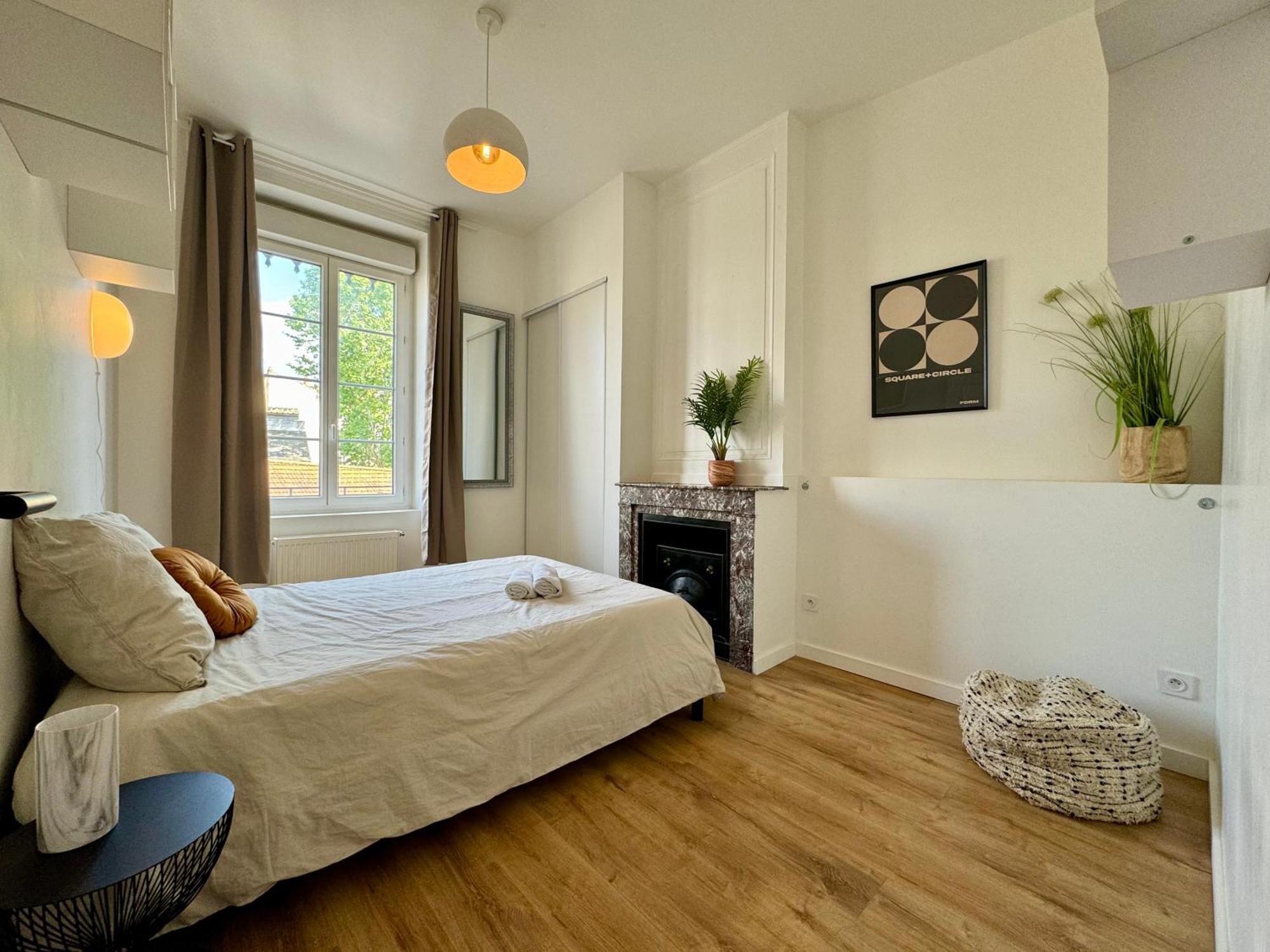 Suite Rumba Лион Экстерьер фото